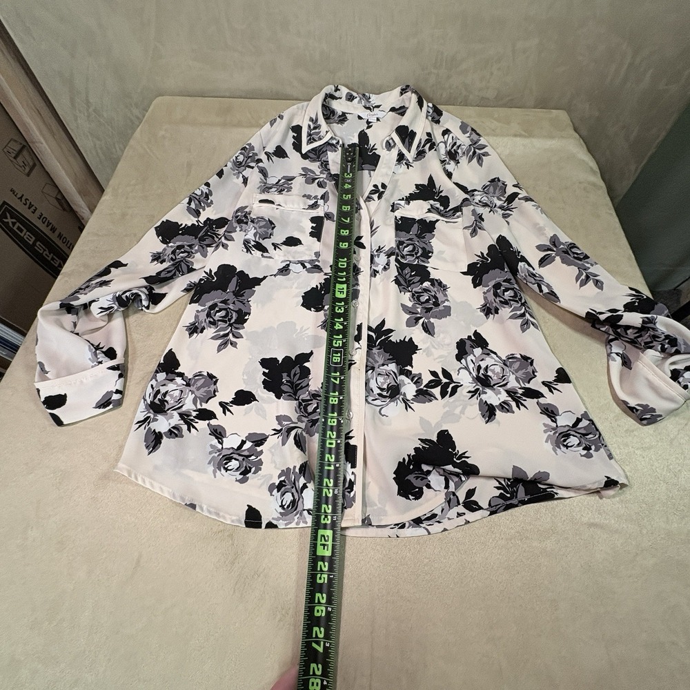 Candie's Women's L Chiffon Floral Button-Up Blouse White Black Gray Long Sleeve - Picture 8 of 13